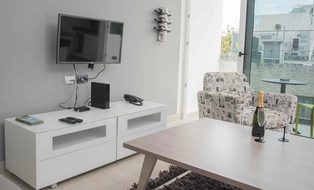 פלאייה דל כרמן Apartamento Suites Quinto Sol 4*, פלאייה דל כרמן